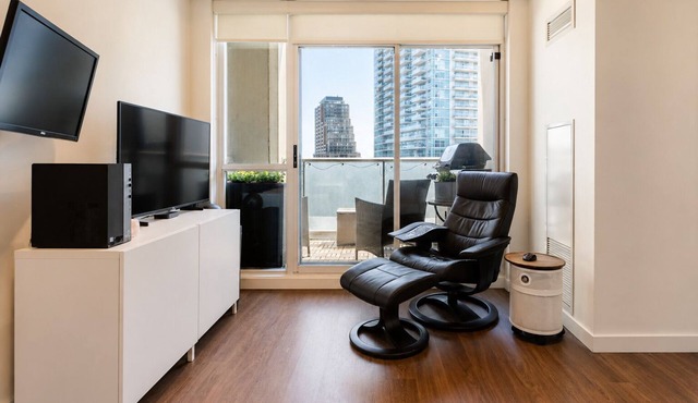 Stylish King West Condo Near FIFA & BMO Field