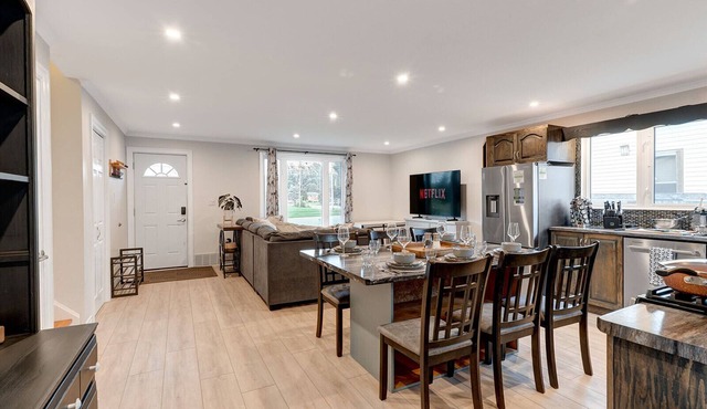 Stylish Sudbury Stay | Hot Tub | Pet-Friendly | Great for Families