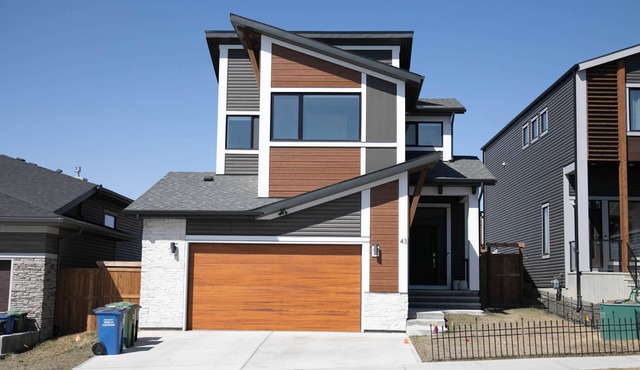 Suite Stay in Cochrane