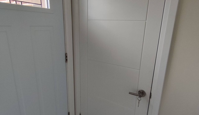 Sunny New Reno Basement Apartment 1Br+Bath+Kith+Ldry All Privacy