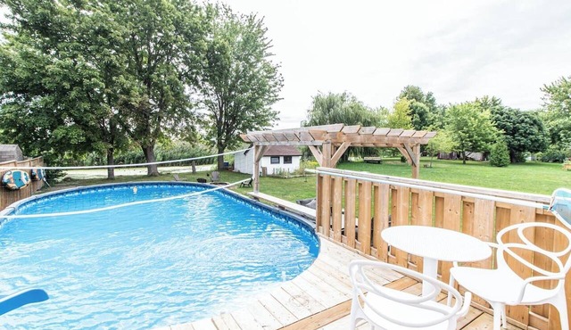 Sunny Shores Getaway 3BR/2bA/pool