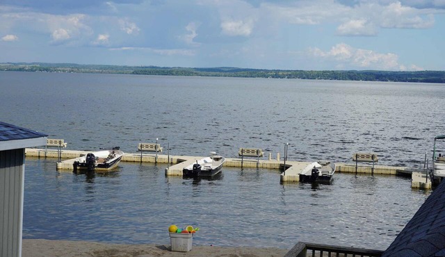 SUNSHINE COVE RESORT ON RICE LAKE