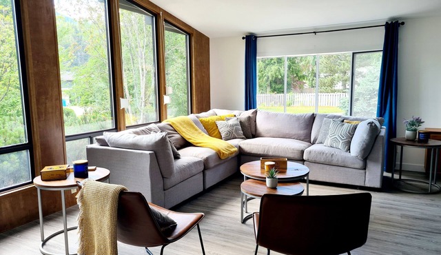 Swansea's best kept secret! Well situated, recently renovated, family operated.