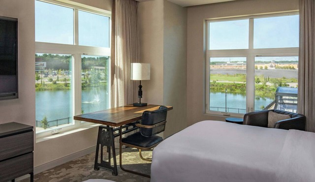 The Artisan At Tuscan Village, Salem, A Tribute Portfolio Hotel in Salem