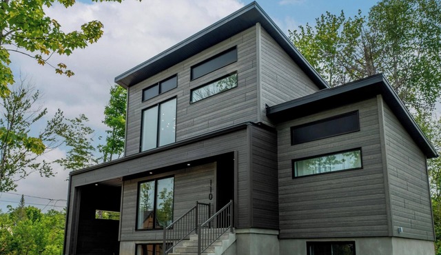 The Blomidon | BBQ & Fireplace | Workspace