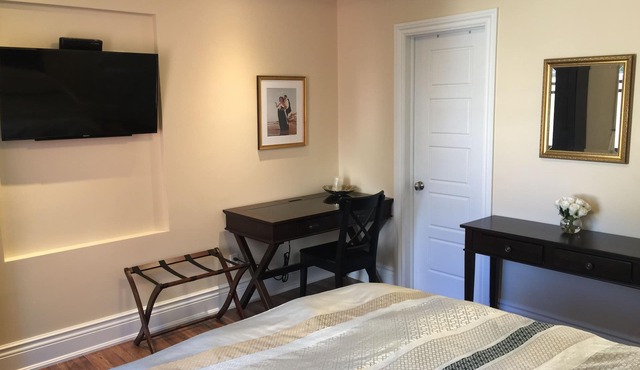 The Century House B&B Ottawa