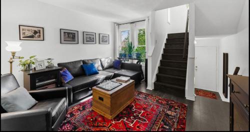 The Crescent Home in Toronto