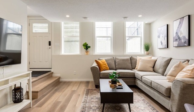 "The Hill" Brand New 3 Bed in cranston
