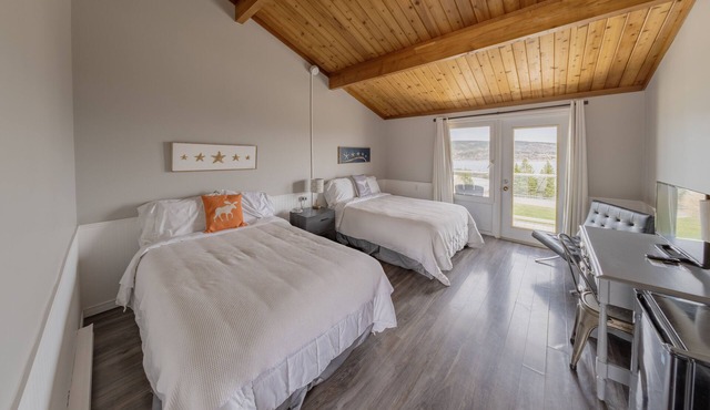 The Iona Heights Inn in Iona