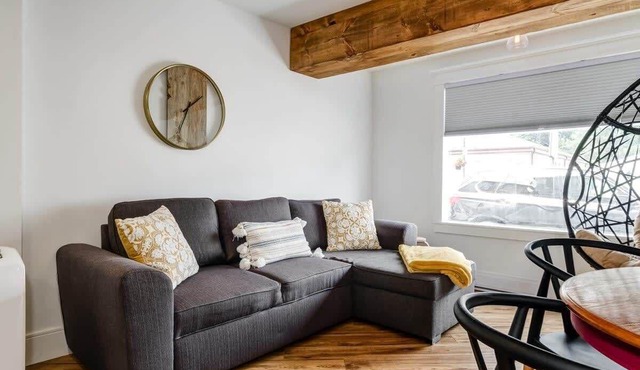 The Ivy Suite at Portage House in Picton