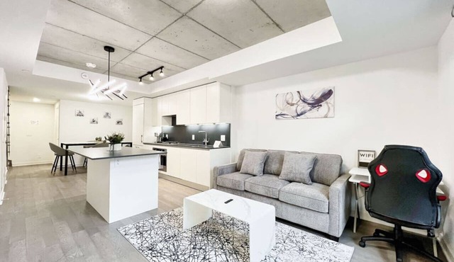 The Junction Nest | Private Patio | Parking in Toronto