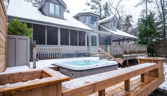 The Kayak Cottage - a nature retreat on the river, in the woods, near the beach.