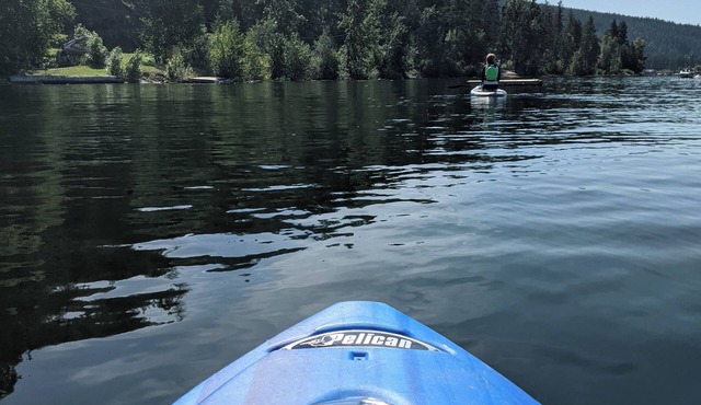 The 'LakeHouse' in the Shuswap at Blind Bay