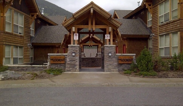 The Lookout - Unit 311
