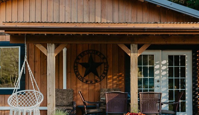 the Rancho @ Yutori Acres - pet-friendly, family-friendly & fully fenced
