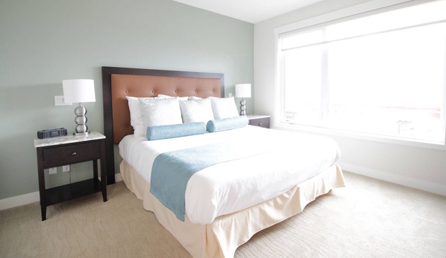 The Residences at Spirit Ridge (access to Pools) Monthly winter rental available