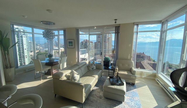 The Skye at Waterscapes Kelowna Luxurious Lake View Condo