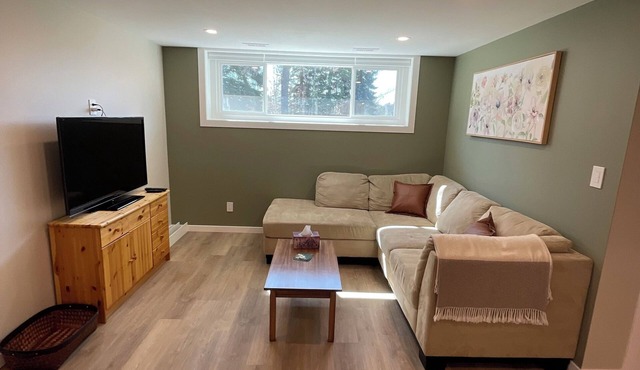 The Suite on Paradise Hill, fully furnished basement suite