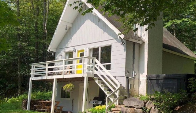 `The Sweet Escape` Chalet Douce Evasion St Adolphe