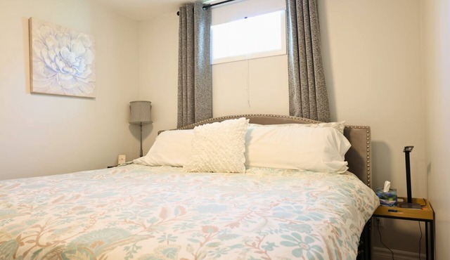 The Tower Inn - Central Apartment Newly Renovated