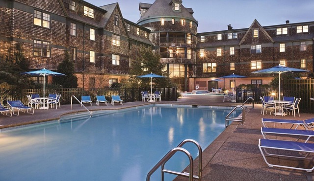 THREE BEDROOMS Weather-Proof 2026 MEMORIAL DAY in the Heart of Newport in Newport