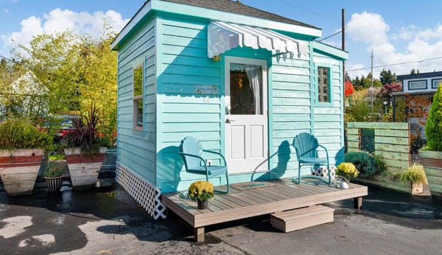 Tiny Digs Rock N Roll House in Portland