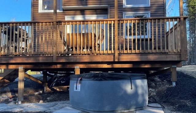 Tiny home in Chester Nova Scotia. Hosted by Dordean Suites