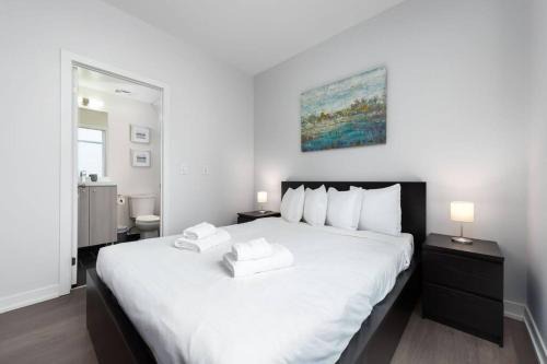 Toronto Condo with a View, St. Lawrence Market