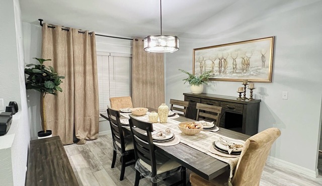 Tranquil 4-bedroom house 1 acre fenced close to WEC/Hits in charming Ocala in Ocala