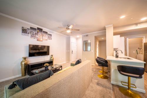 Tranquil Buckhead Hideaway in Smyrna