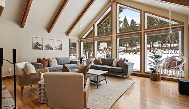 Tranquil Pines | Hot Tub | Fire Pit | Playground