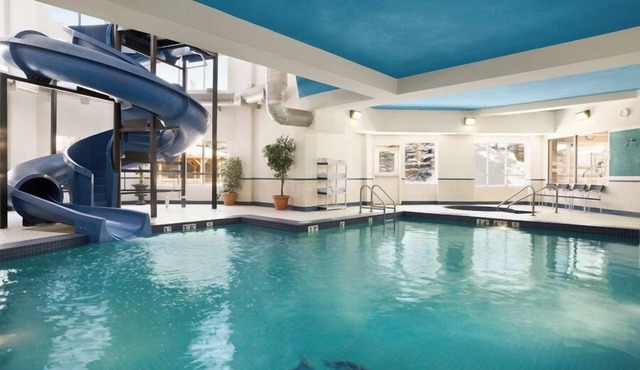 Travelodge by Wyndham Strathmore