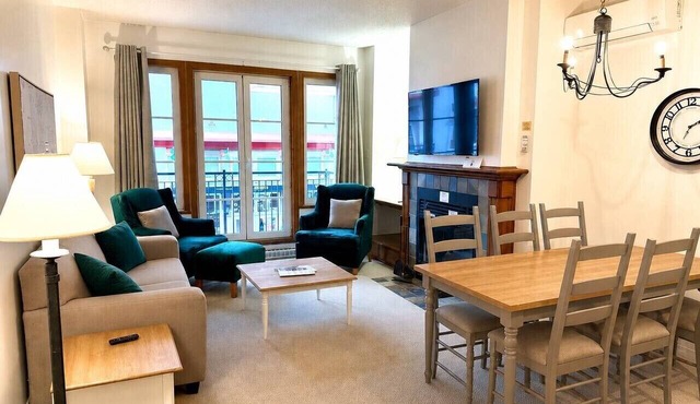 Tremblant Pedestrian Village Condo - Johanssen
