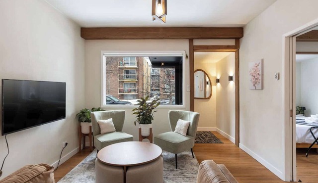 Trendy Kensington | Espresso Maker| Garage| AC