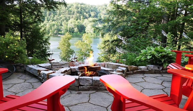 Tuscan Dream North - Lakehouse on Lac McGregor