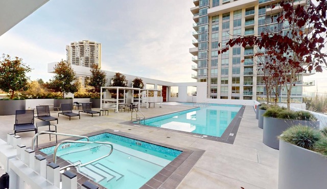 Two Bedroom & 2Bathroom luxury apartment panorama views , city, ocean