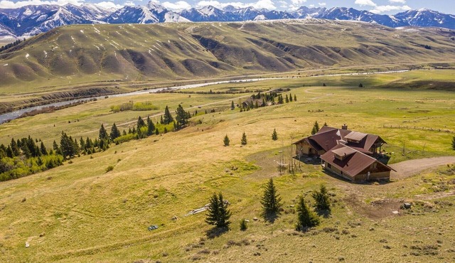 Unique Madison River Montana Fly Fishing Rental Home, Private Sun West Ranch in Cameron