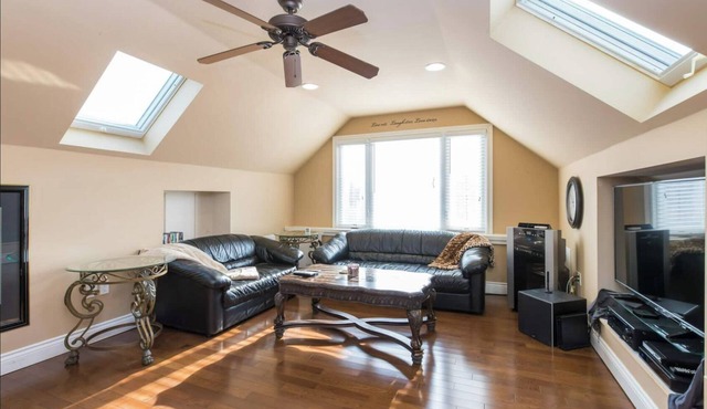 Unique spacious upper Condo Suite. Steps from waterfront