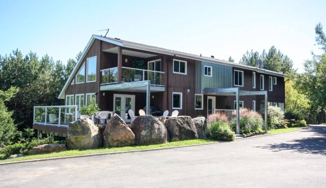 Valhalla Estate (Near Ste. Anne’s Spa)