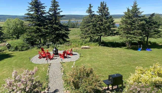 Views, near famous attractions Fundy's Lost Lobster Apartment