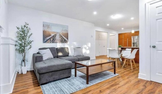 Walk to Edgemont Village | 2BR Suite