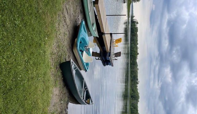 Water front cottage upto 8 people. Full cottage is yours