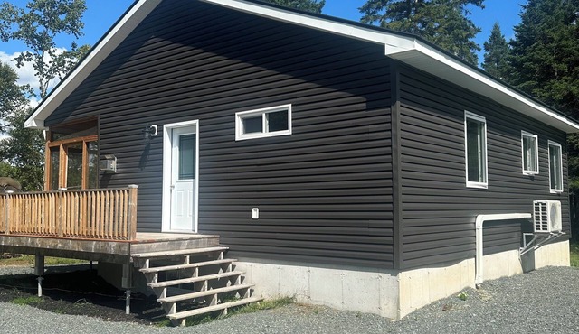 Waterfront Cottage on the Renous River, near the Main Southwest Miramichi River.