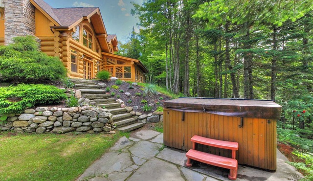 Waterfront - Family, Pool & Spa
