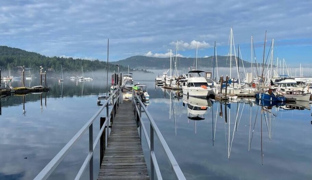 Waterfront Wonderland: Your 2-Bedroom Oasis in Brentwood Bay