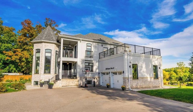 Weddings, Family Gatherings or Group Stay- Perfect Place for Celebration in GTA