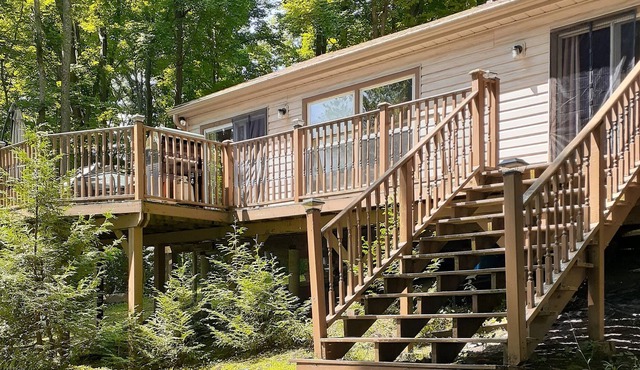 Welcome Fishermen to our Waterfront Cottage in Otonabee-South Monaghan