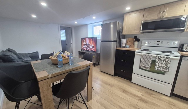 Welcome to our cozy place near RIM Park, Universities and Uptown Waterloo!
