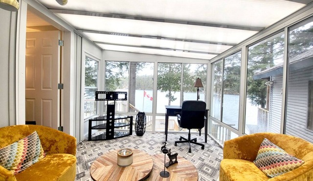 Welcome to Salerno Lake Cottage! a beautiful view of the lake! in irondale