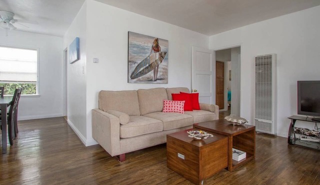 Welcome to Venice Beach! Steps from Abbot Kinney! in Los Angeles